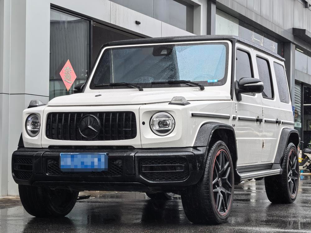 Mercedes-Benz G-Class 2019 — фото автомобиля