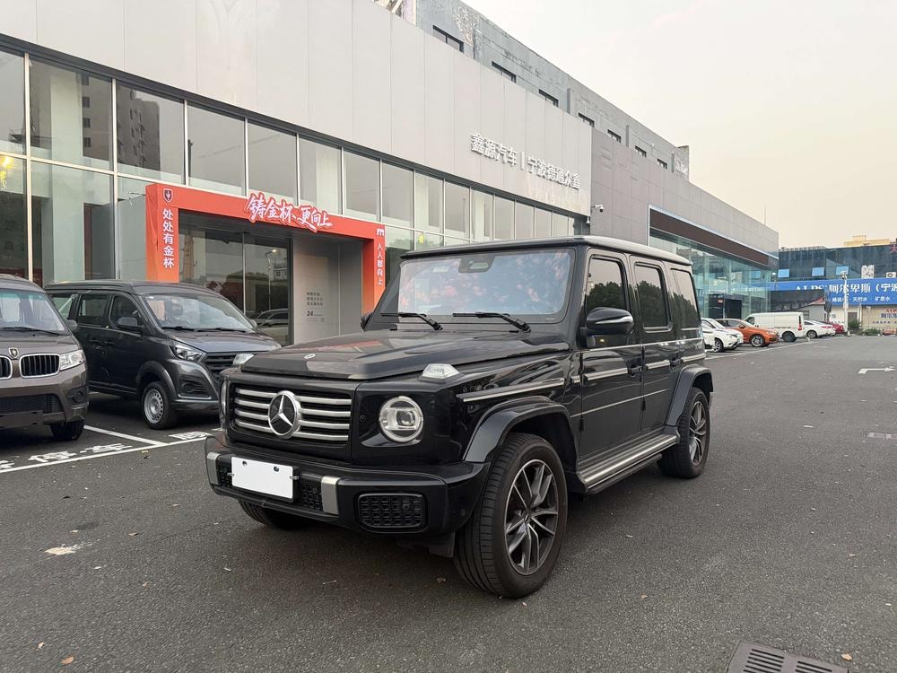Mercedes-Benz G-Class 2025 — фото автомобиля