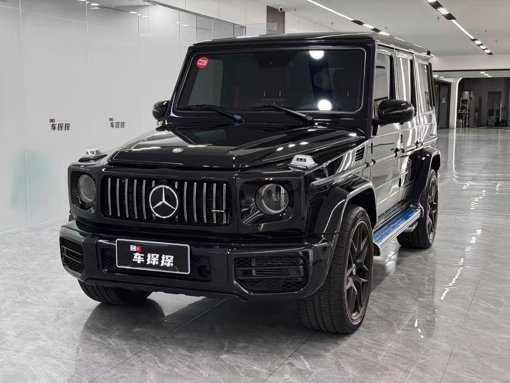 Mercedes-Benz G-Class 2017 — фото автомобиля