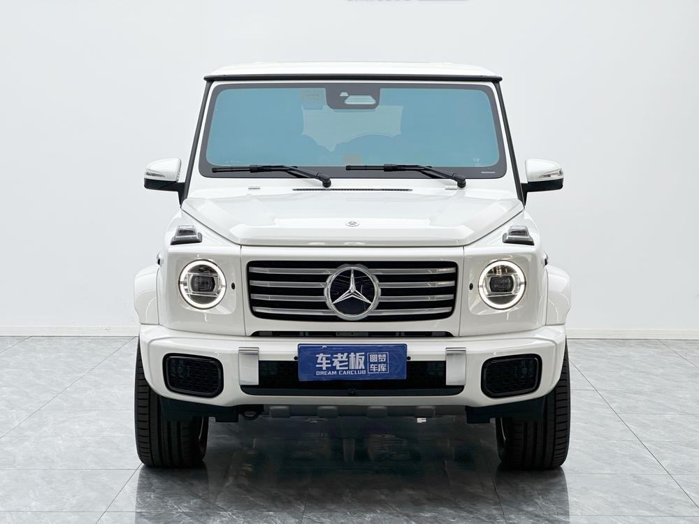 Mercedes-Benz G-Class 2025 — фото автомобиля 1
