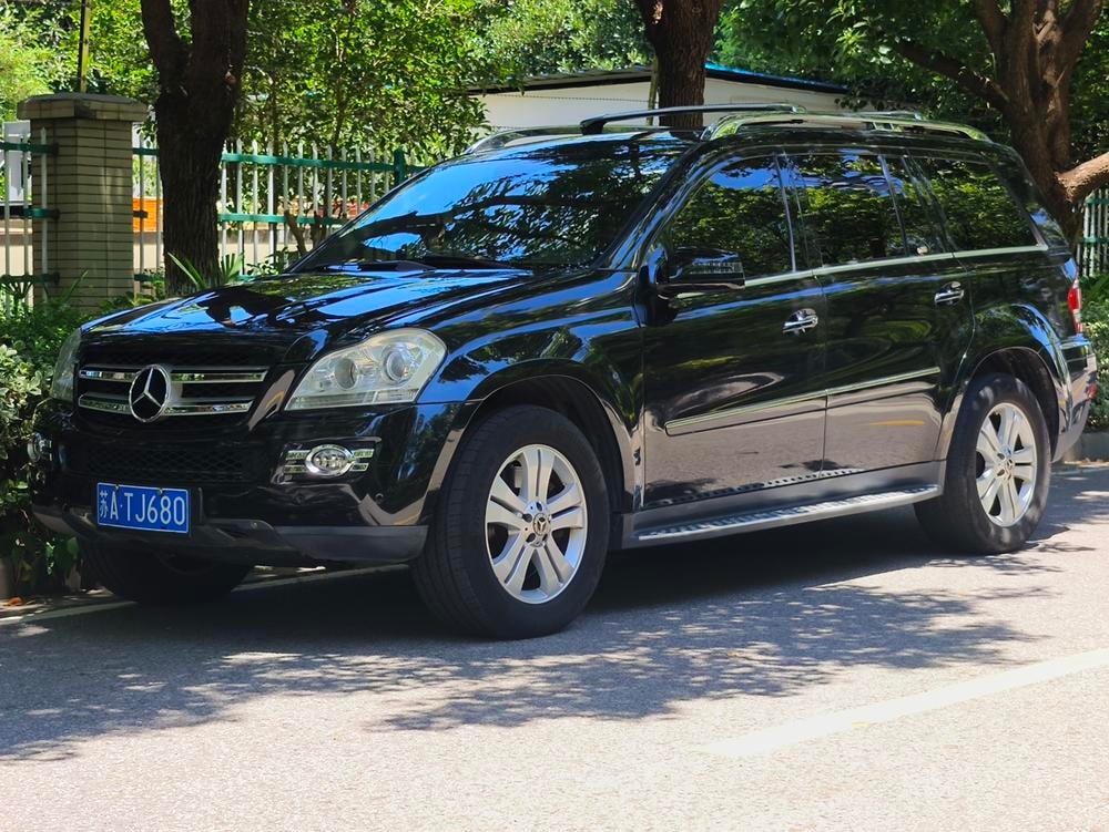 Mercedes-Benz GL-Class 2006 — фото автомобиля