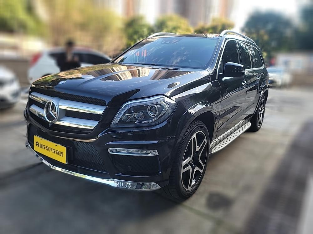Mercedes-Benz GL-Class 2015 — фото автомобиля