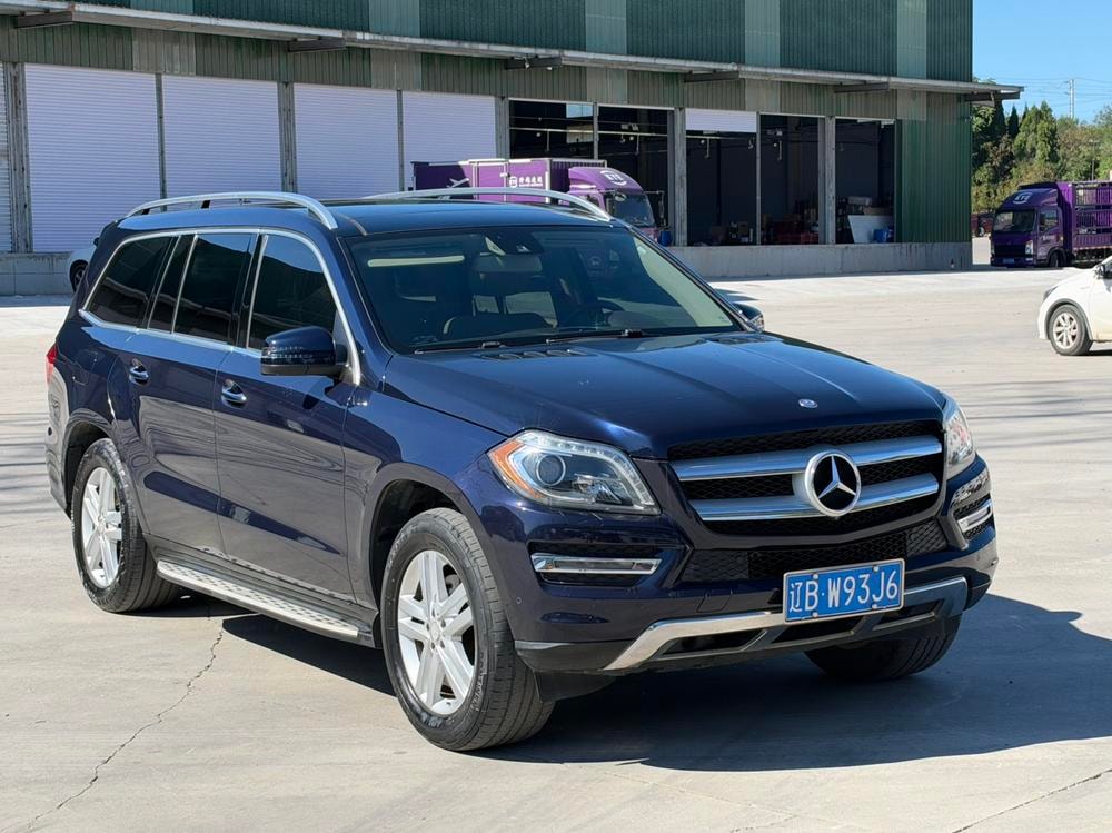 Mercedes-Benz GL-Class 2016 — фото автомобиля