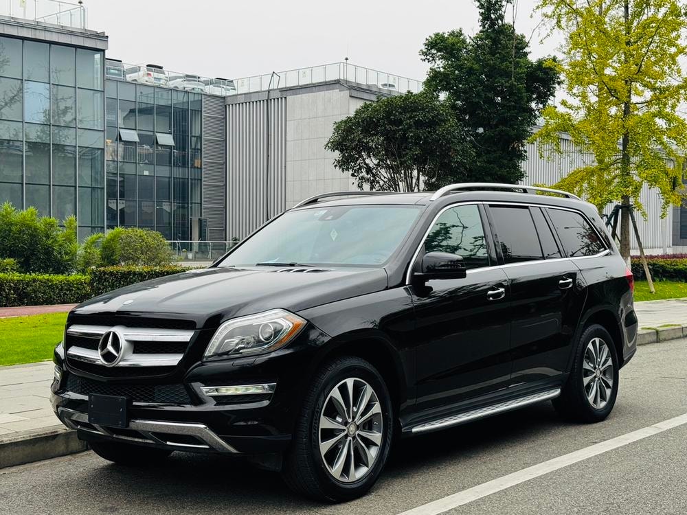 Mercedes-Benz GL-Class 2015 — фото автомобиля