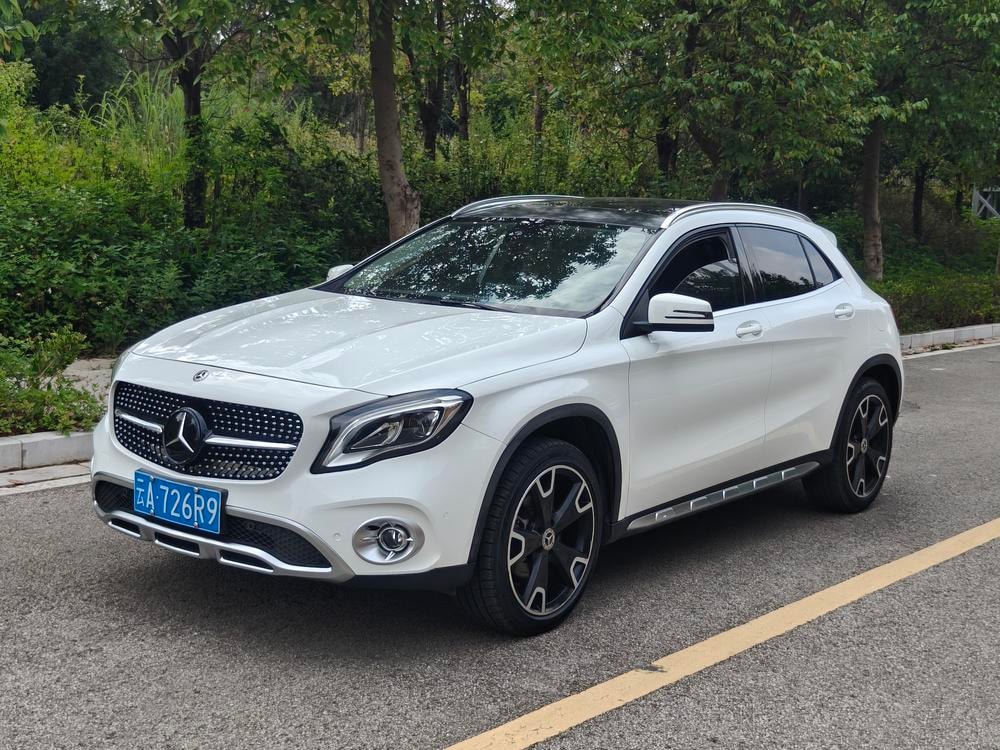 Mercedes-Benz GLA 2017 — фото автомобиля 1