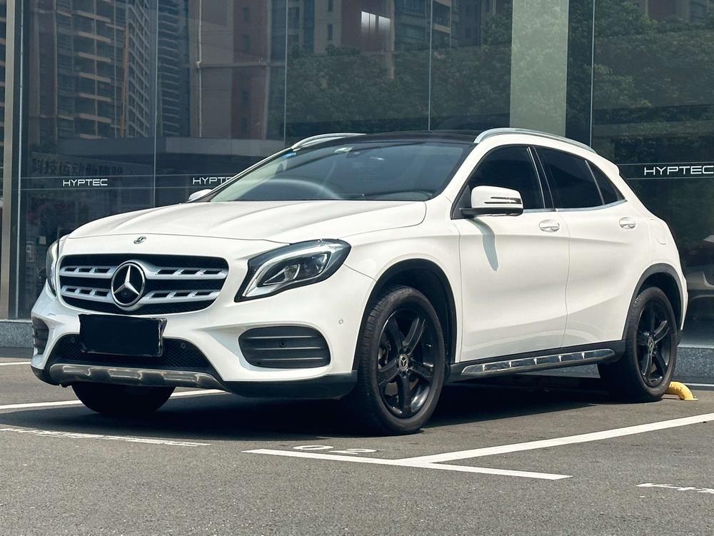 Mercedes-Benz GLA 2019 — фото автомобиля