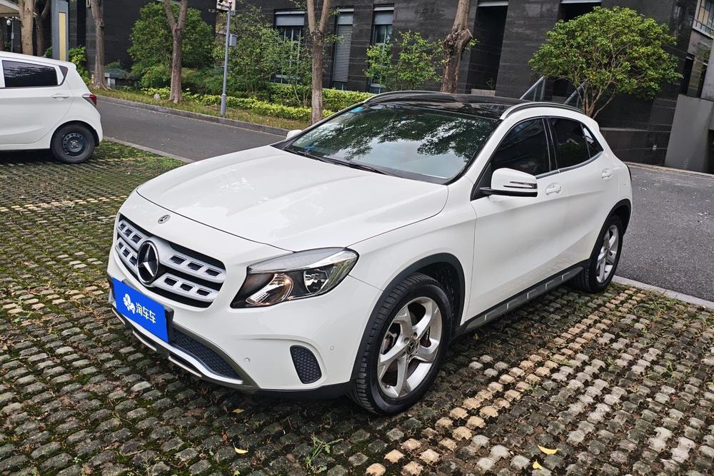 Mercedes-Benz GLA 2019 — фото автомобиля