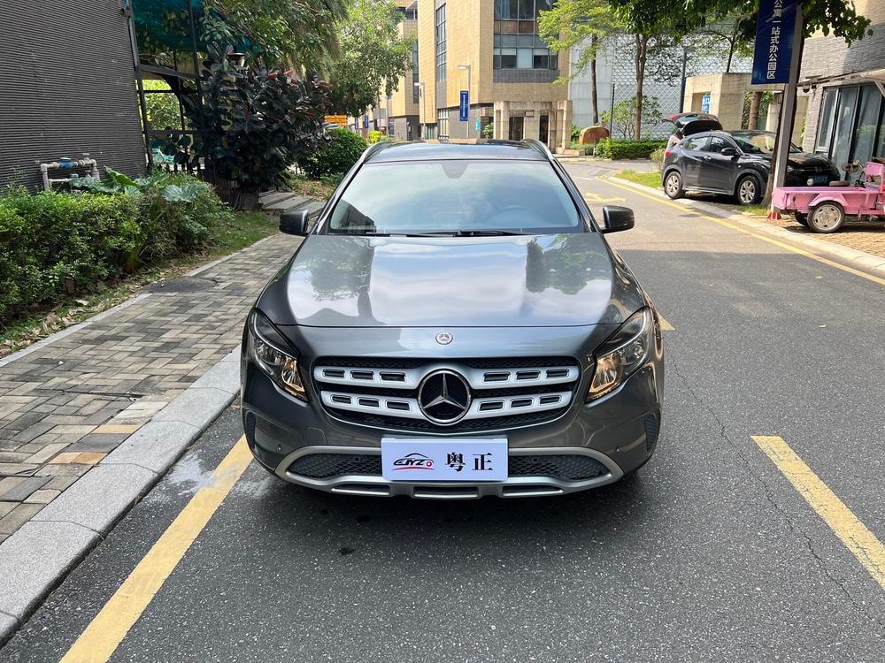 Mercedes-Benz GLA 2018 — фото автомобиля