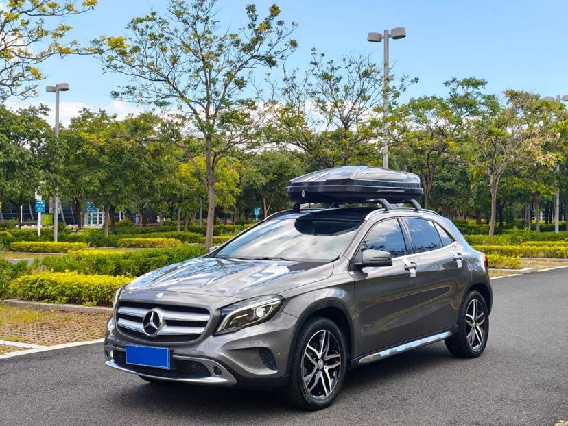 Mercedes-Benz GLA 2015 — фото автомобиля