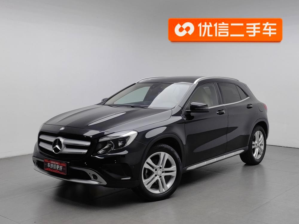 Mercedes-Benz GLA 2016 — фото автомобиля