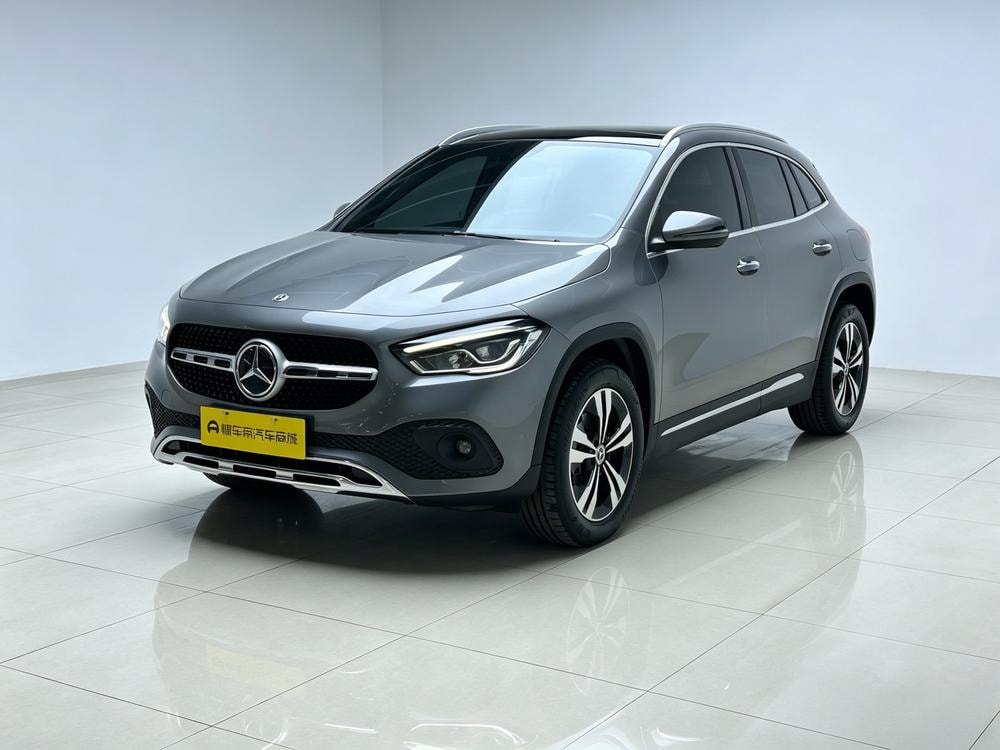Mercedes-Benz GLA 2020 — фото автомобиля