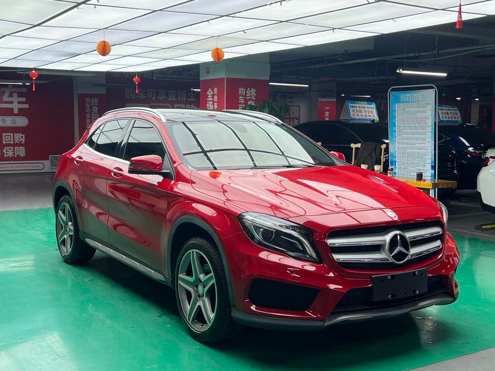 Mercedes-Benz GLA 2016 — фото автомобиля