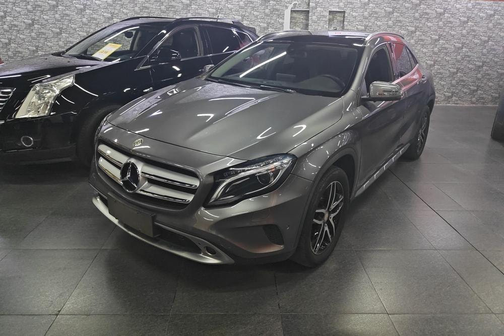 Mercedes-Benz GLA 2016 — фото автомобиля