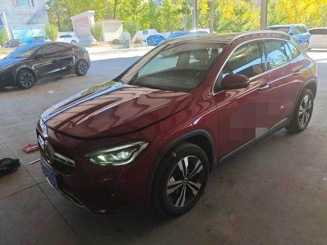 Mercedes-Benz GLA 2022 — фото автомобиля