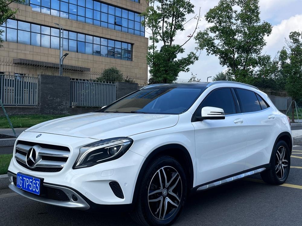 Mercedes-Benz GLA 2016 — фото автомобиля 1