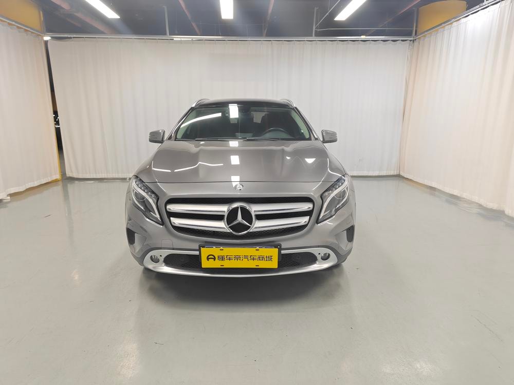Mercedes-Benz GLA (Import) 2015 — фото автомобиля
