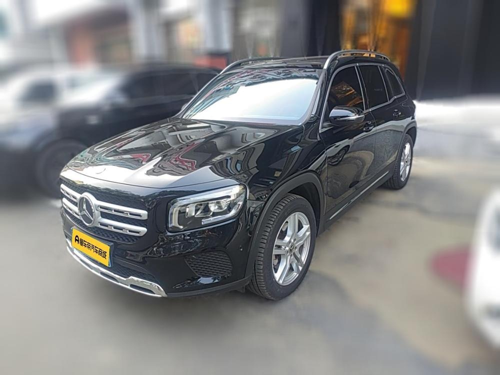 Mercedes-Benz GLB 2022 — фото автомобиля