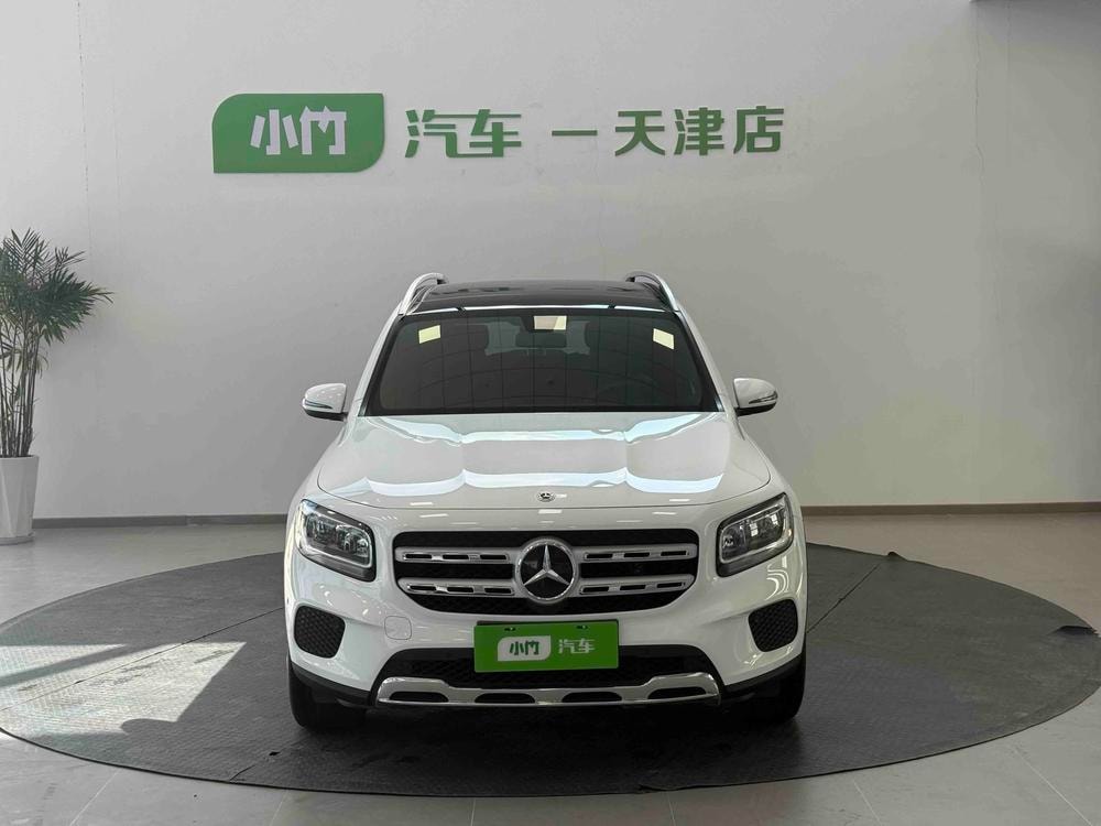 Mercedes-Benz GLB 2022 — фото автомобиля