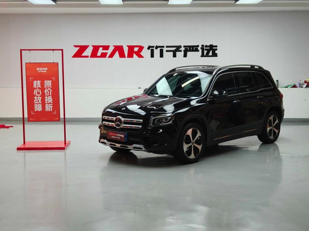Mercedes-Benz GLB 2021 — фото автомобиля 1