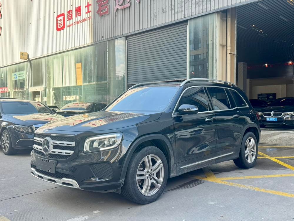 Mercedes-Benz GLB 2020 — фото автомобиля