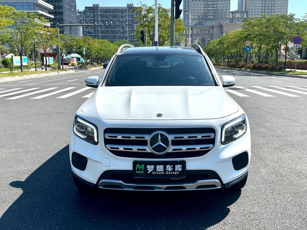Mercedes-Benz GLB 2020 — фото автомобиля