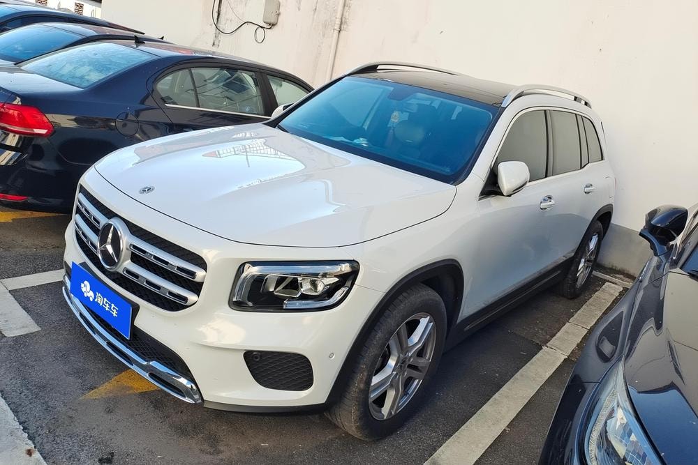 Mercedes-Benz GLB 2020 — фото автомобиля