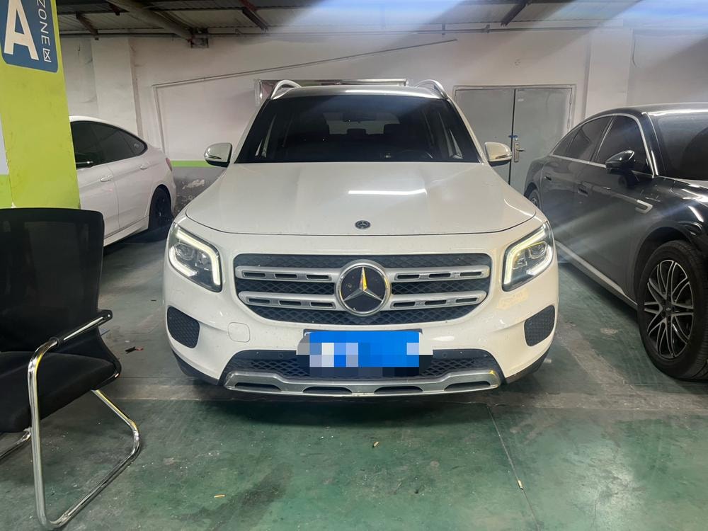 Mercedes-Benz GLB 2020 — фото автомобиля 1