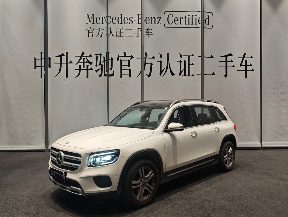 Mercedes-Benz GLB 2023 — фото автомобиля 1