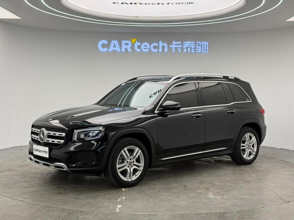 Mercedes-Benz GLB 2021 — фото автомобиля