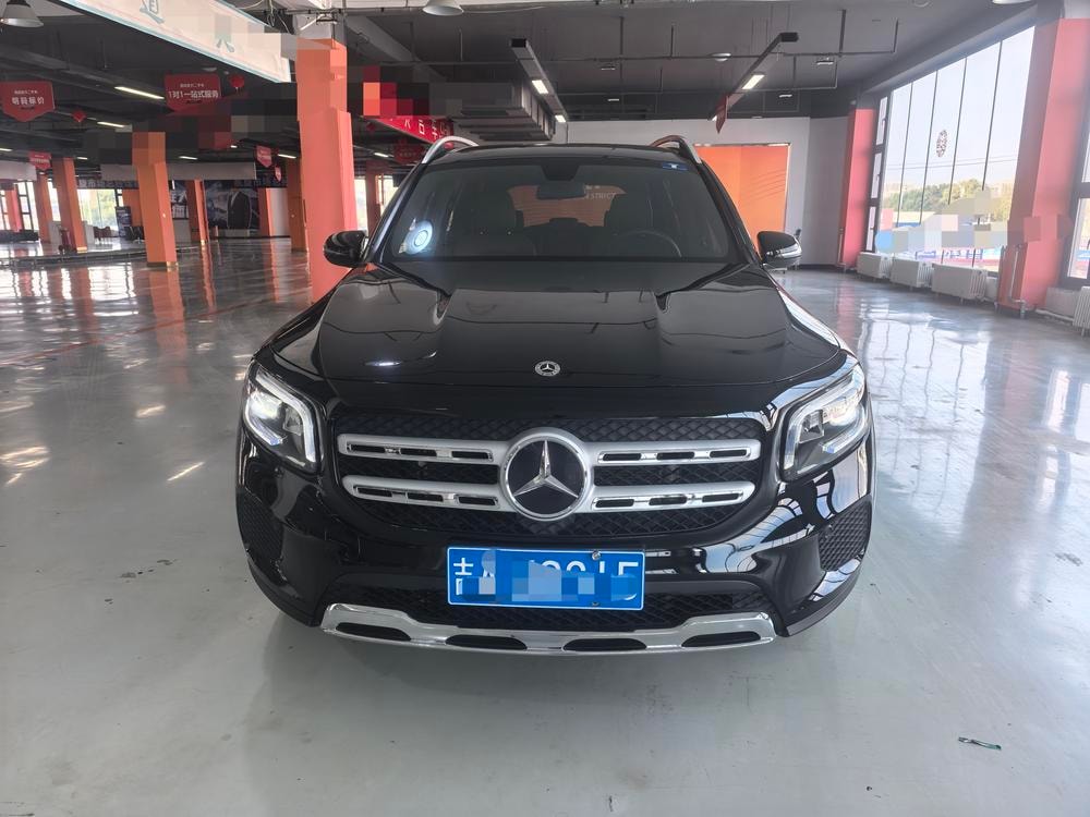 Mercedes-Benz GLB 2022 — фото автомобиля 1