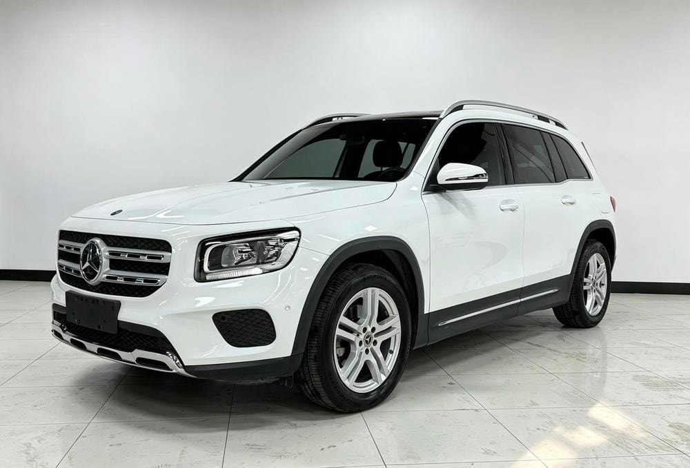 Mercedes-Benz GLB 2021 — фото автомобиля 1