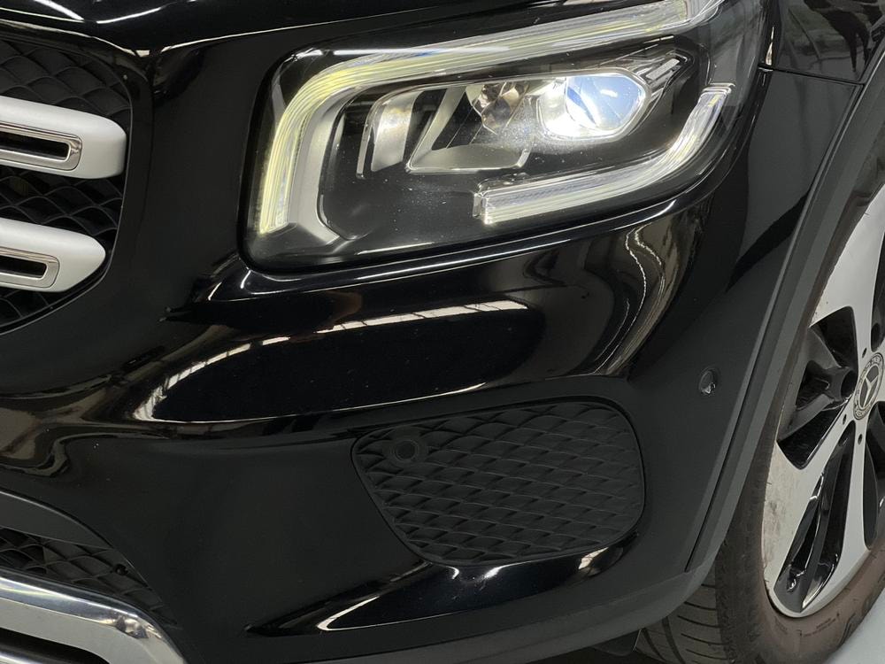 Mercedes-Benz GLB 2021 — фото автомобиля