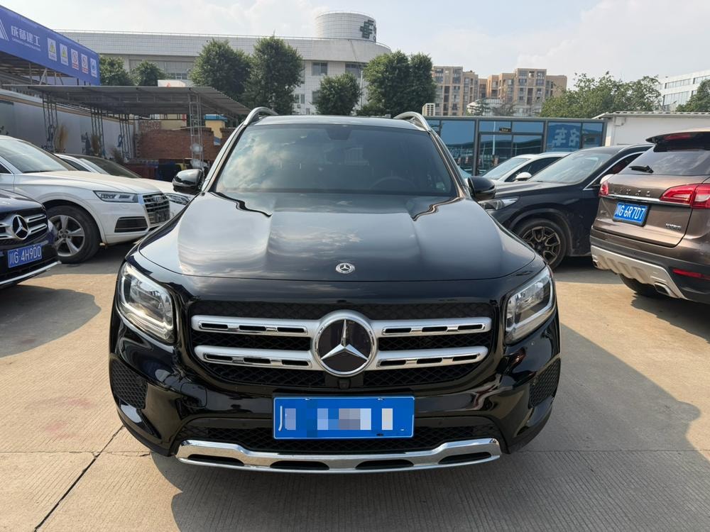 Mercedes-Benz GLB 2020 — фото автомобиля