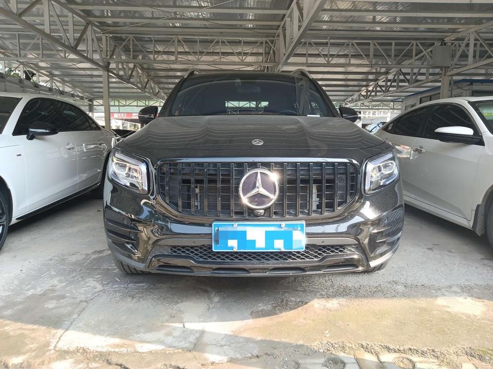 Mercedes-Benz GLB 2023 — фото автомобиля