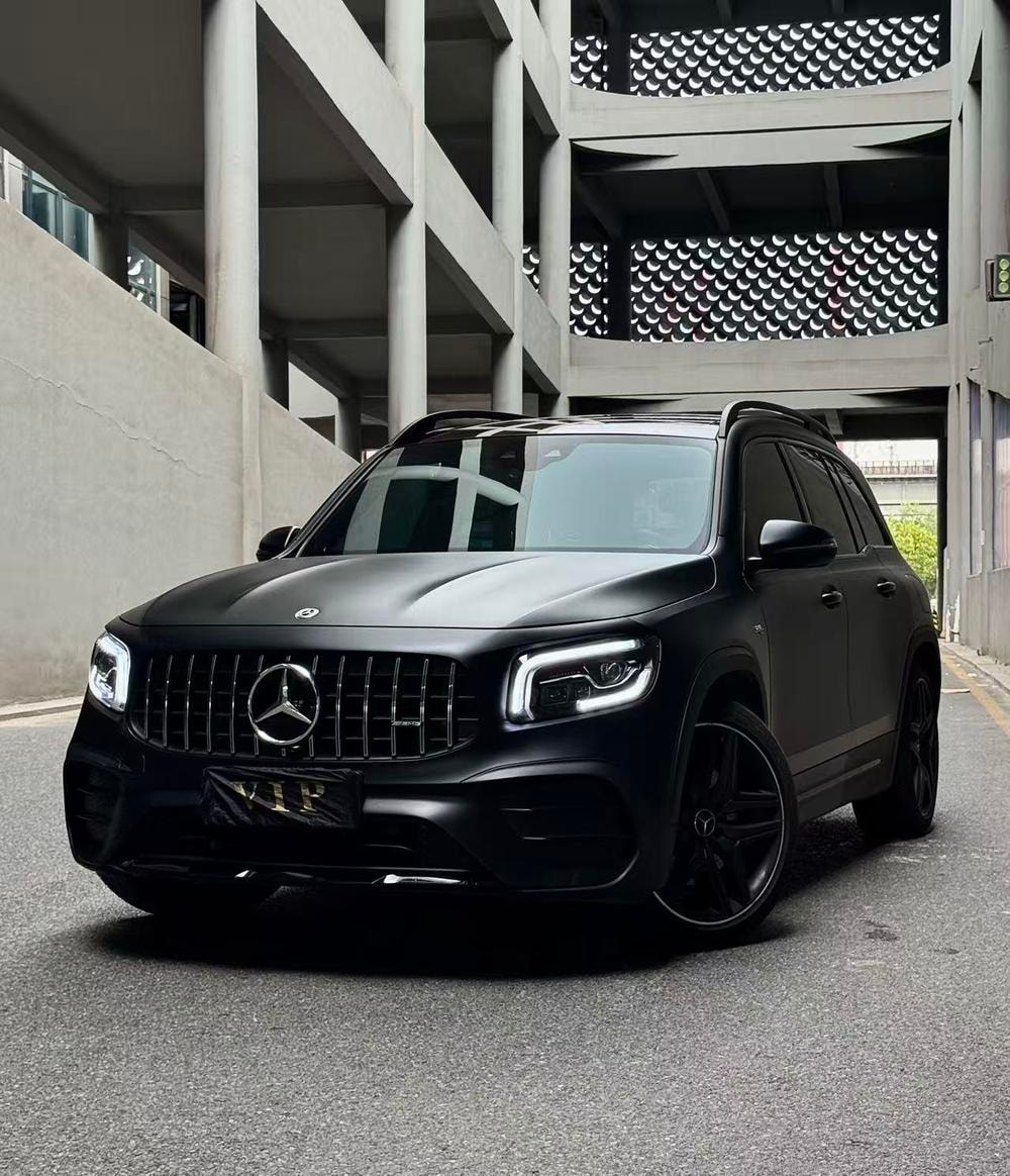 Mercedes-Benz GLB AMG 2023 — фото автомобиля