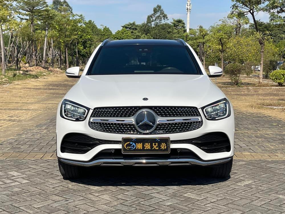 Mercedes-Benz GLC 2021 — фото автомобиля