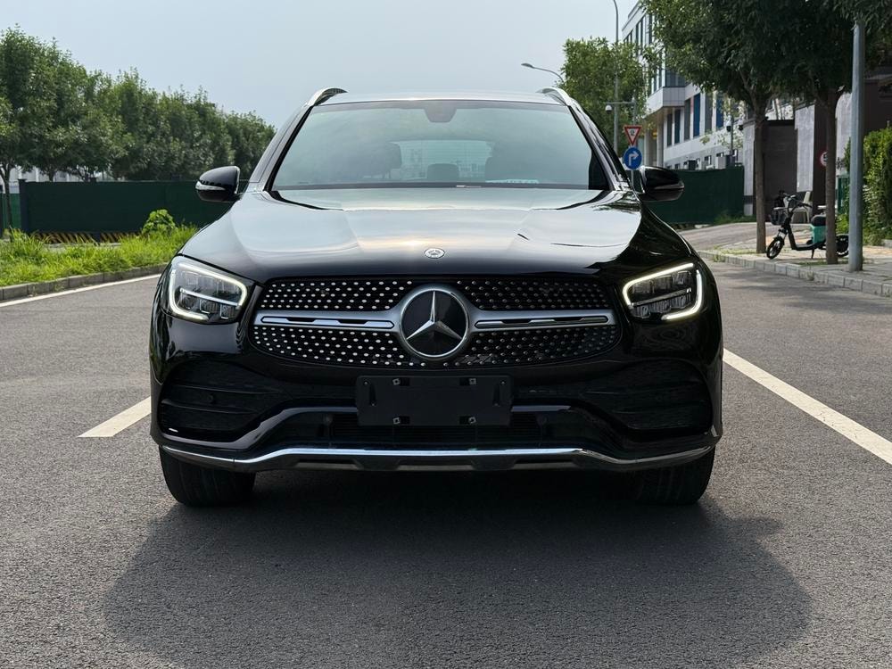 Mercedes-Benz GLC 2020 — фото автомобиля