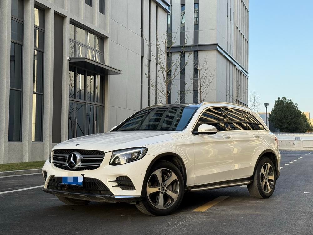Mercedes-Benz GLC 2017 — фото автомобиля 1