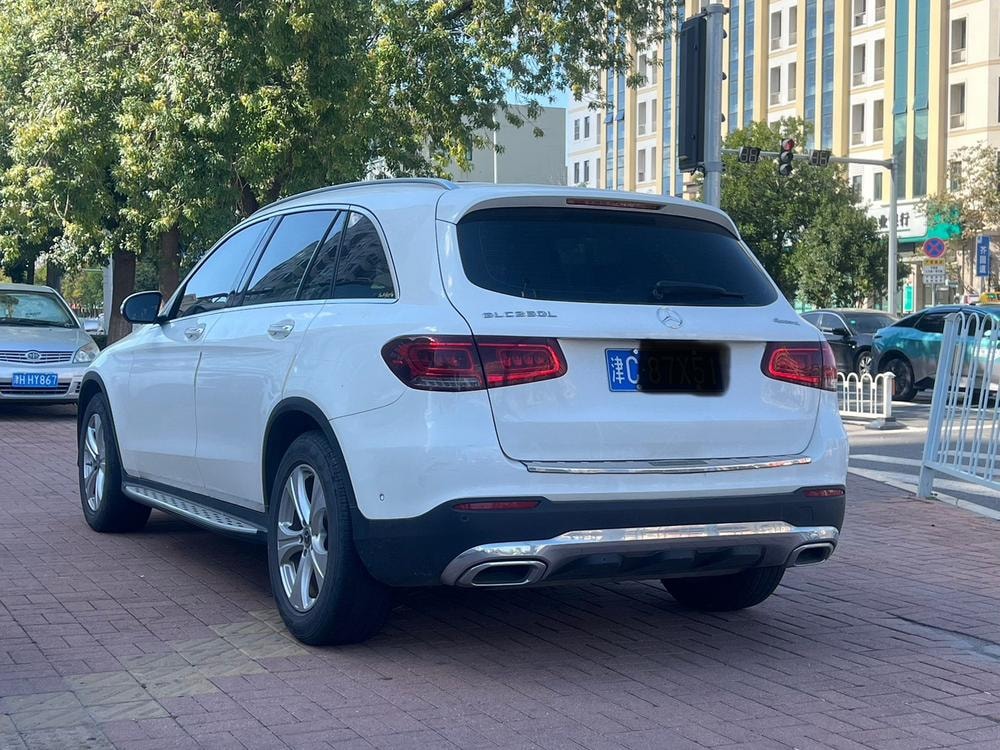 Mercedes-Benz GLC 2020 — фото автомобиля