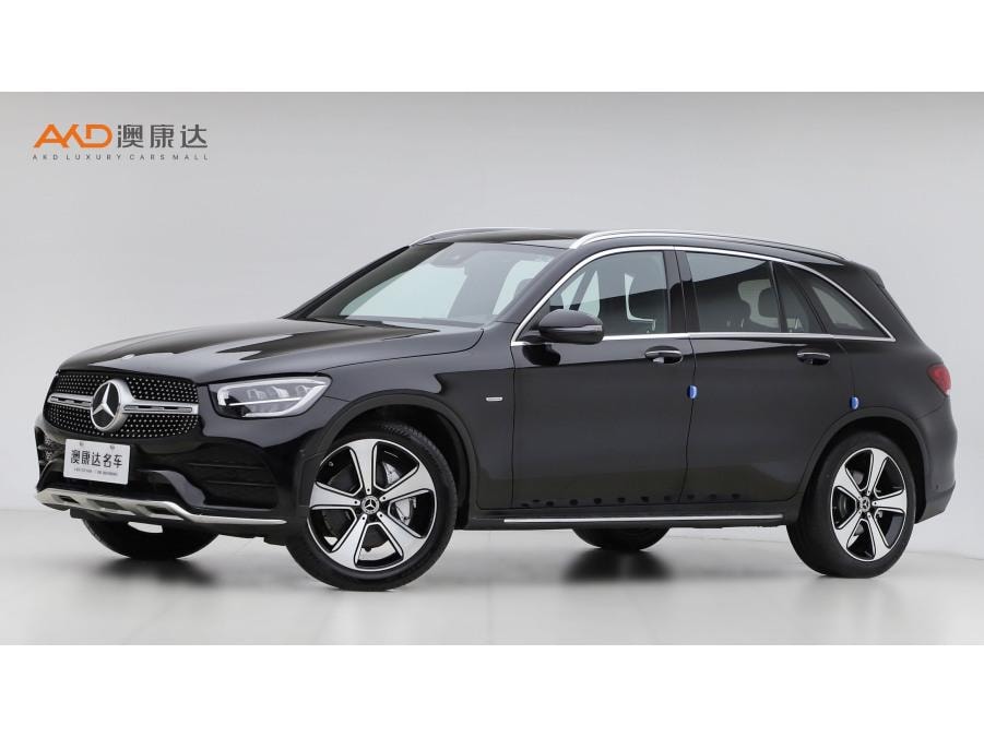 Mercedes-Benz GLC 2022 — фото автомобиля
