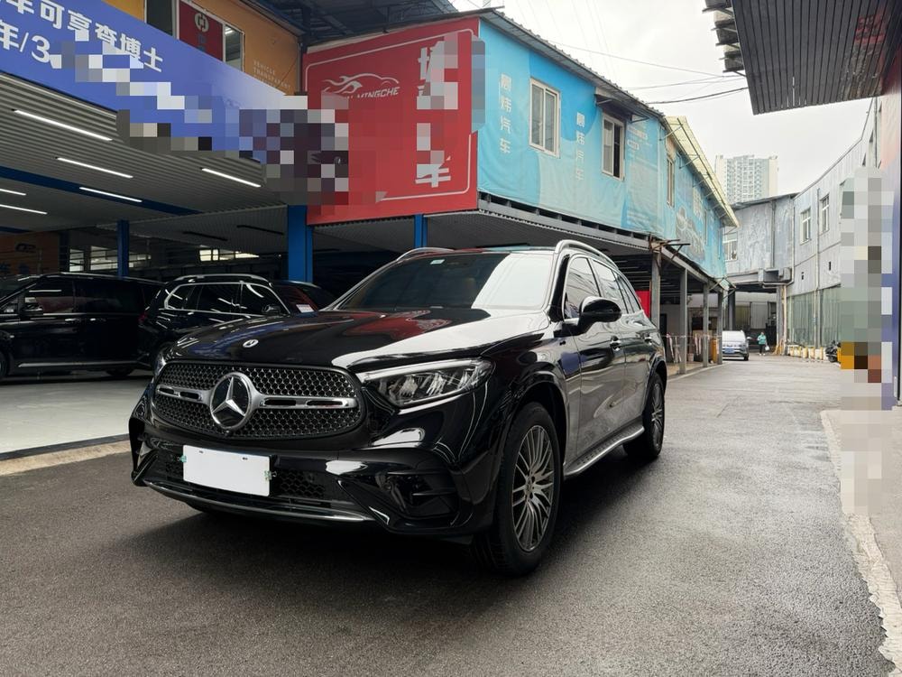 Mercedes-Benz GLC 2025 — фото автомобиля