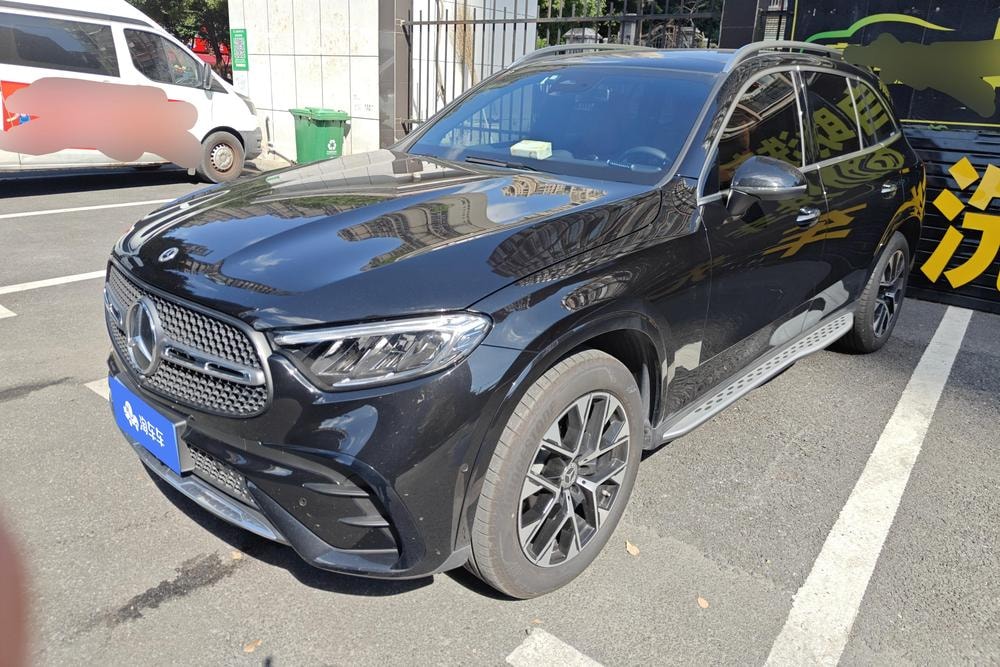 Mercedes-Benz GLC 2024 — фото автомобиля