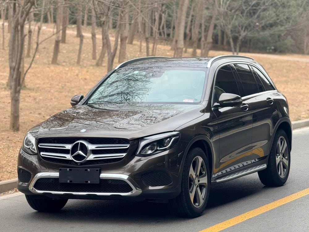 Mercedes-Benz GLC 2016 — фото автомобиля 1