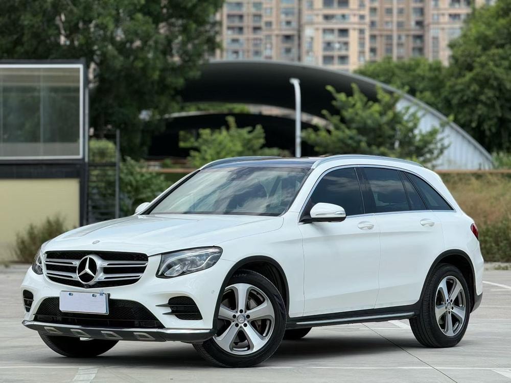 Mercedes-Benz GLC 2017 — фото автомобиля 1