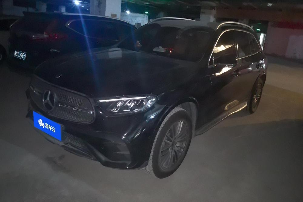 Mercedes-Benz GLC 2025 — фото автомобиля