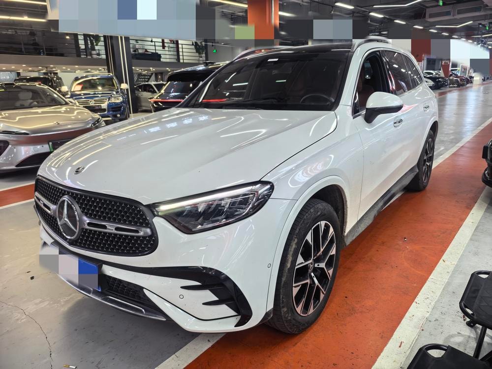 Mercedes-Benz GLC 2024 — фото автомобиля