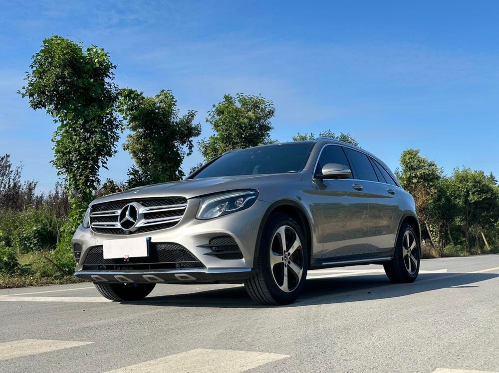 Mercedes-Benz GLC 2019 — фото автомобиля 1