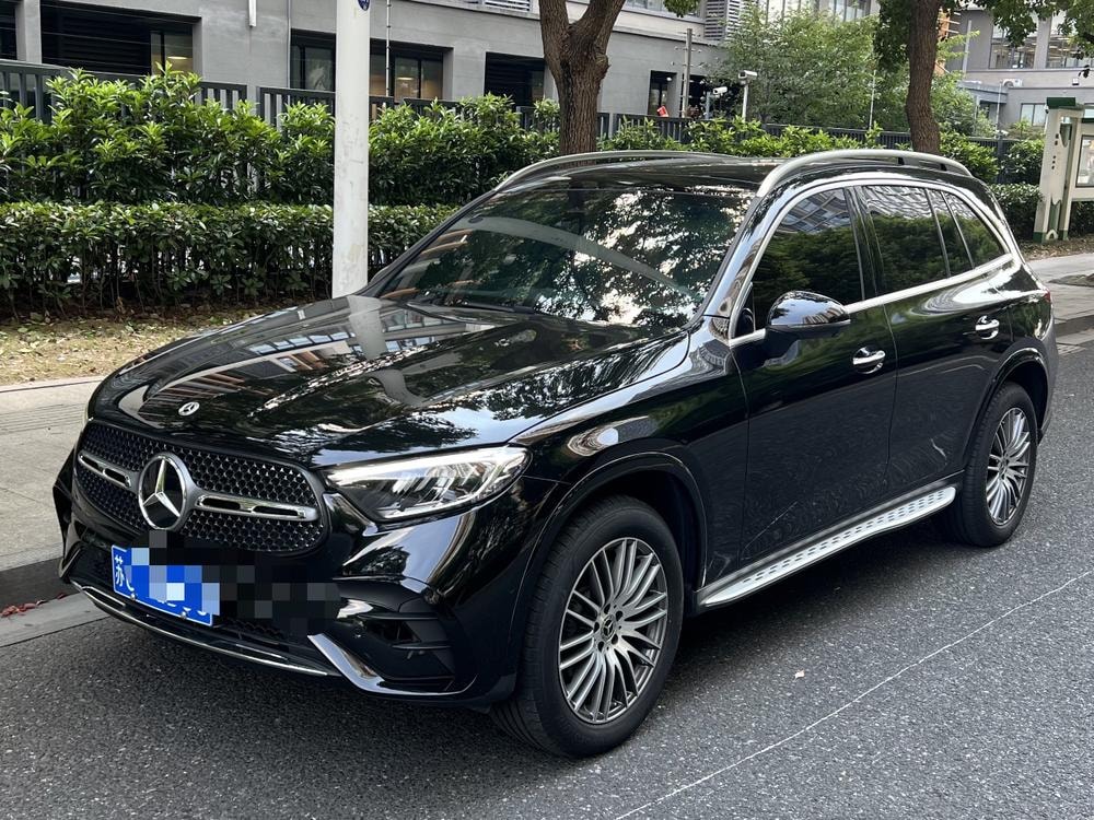 Mercedes-Benz GLC 2025 — фото автомобиля
