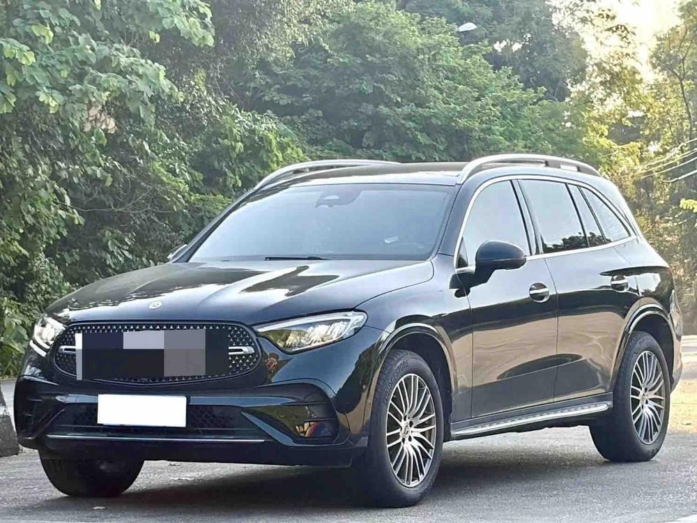 Mercedes-Benz GLC 2025 — фото автомобиля