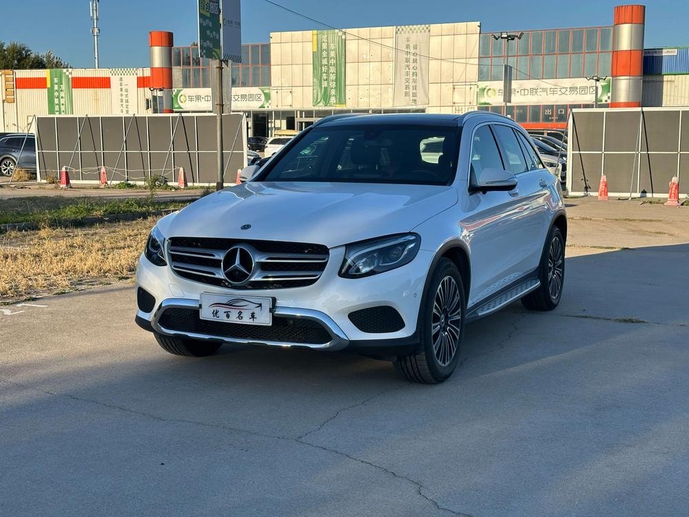 Mercedes-Benz GLC 2017 — фото автомобиля 1